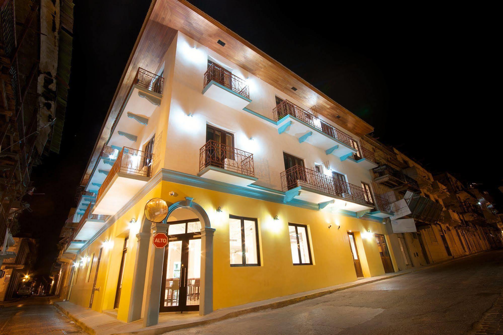 פנמה סיטי Tantalo Hotel - Kitchen - Roofbar מראה חיצוני תמונה